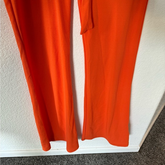 Orange jumpsuit - Picture 4 of 8